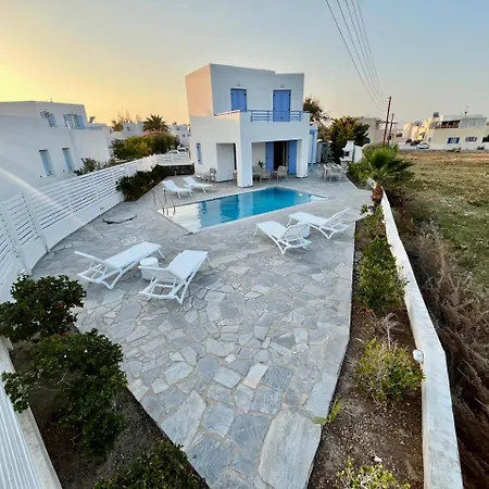 וילה Santorini Serenity With Private Pool מונוליתוס