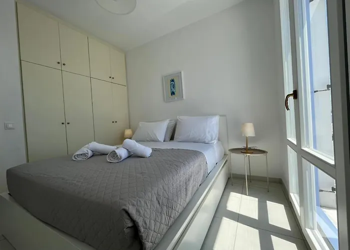 빌라 Santorini Serenity With Private Pool 모노리토스