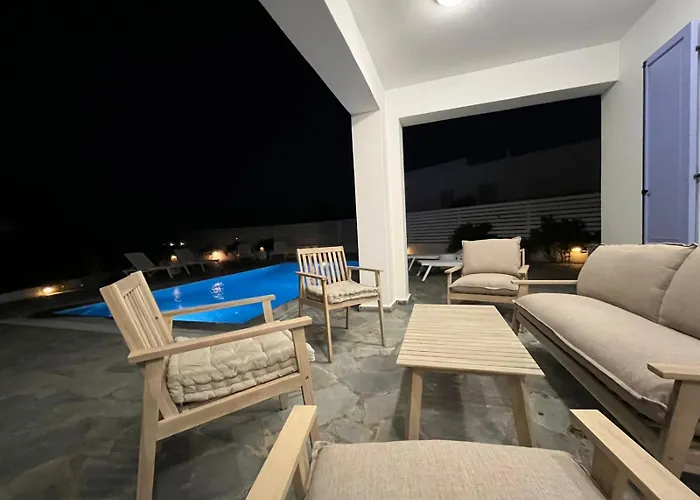 Santorini Serenity With Private Pool Villa