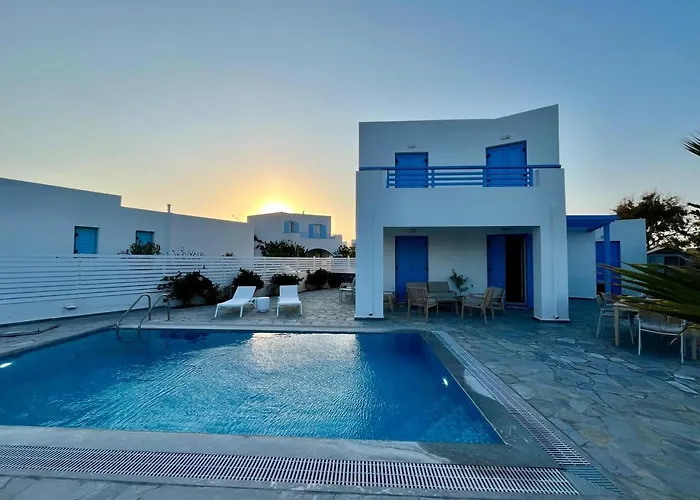 Santorini Serenity With Private Pool